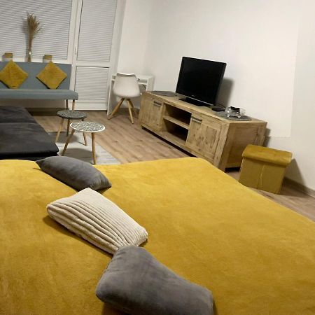 City Ela Center Košice Eksteriør bilde
